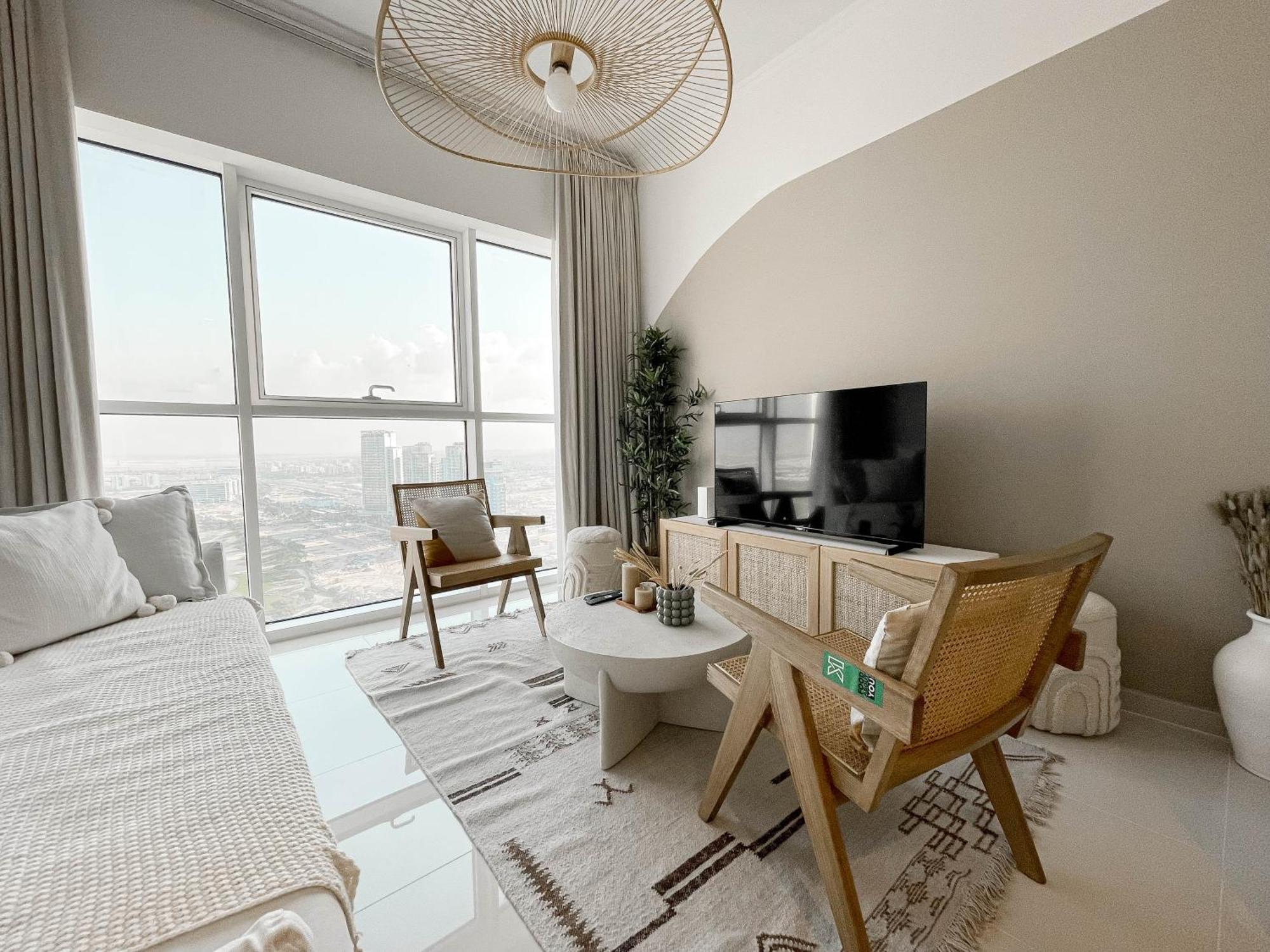 Apartment Stunning One Bedroom-apartment In Carson B *