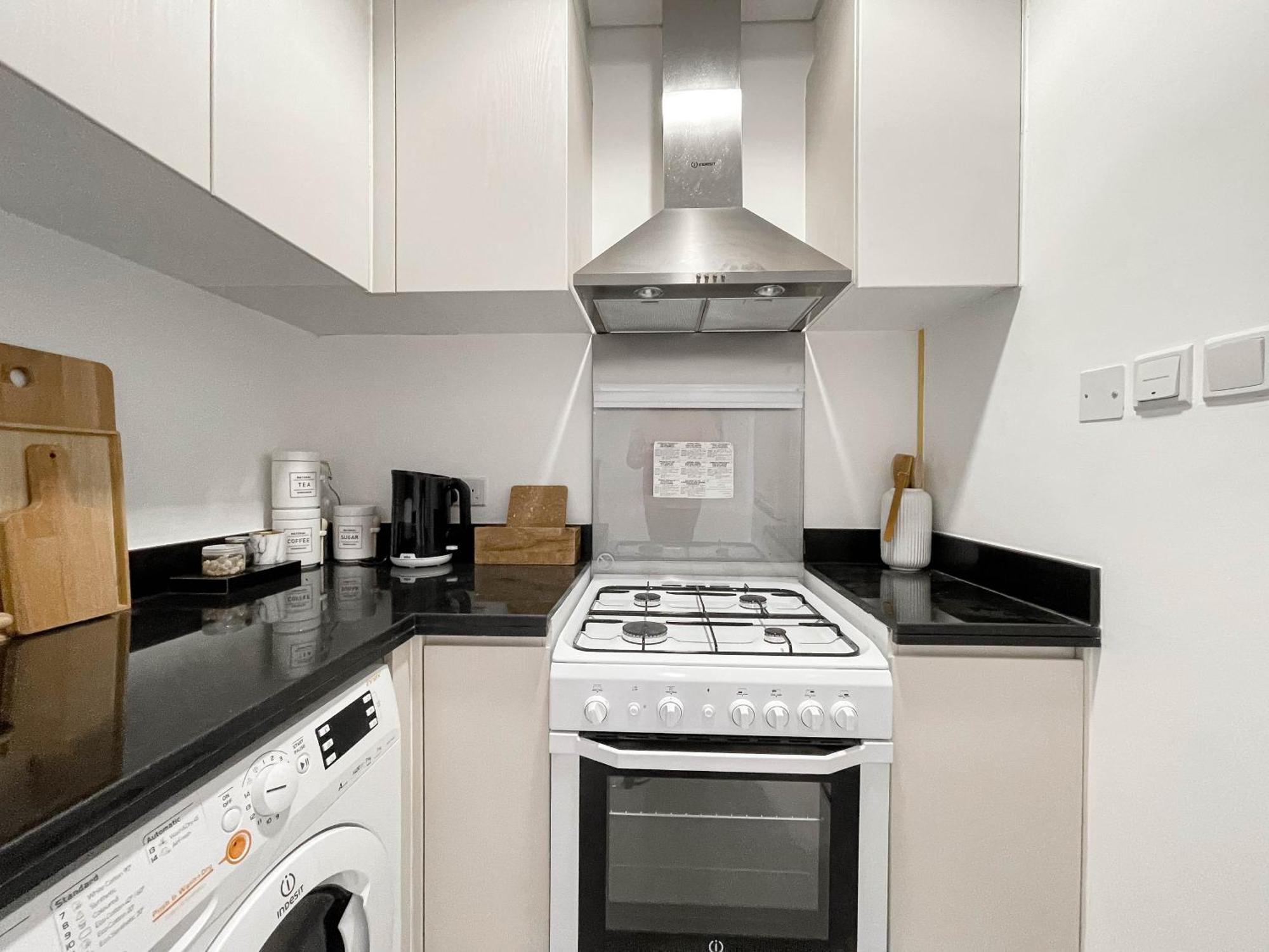 Apartment Stunning One Bedroom-apartment In Carson B *